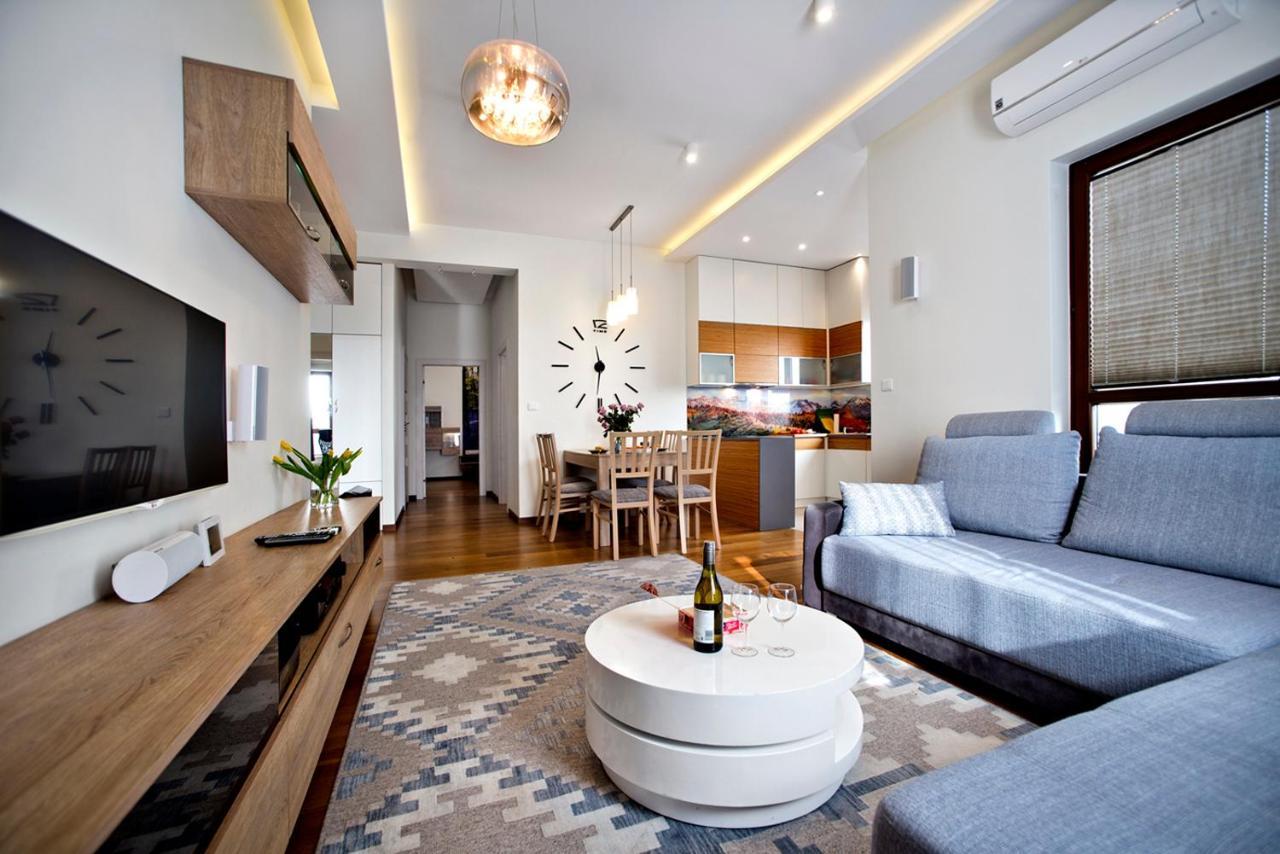 ורשה Jana Kazimierza 57 Serviced Apartments מראה חיצוני תמונה