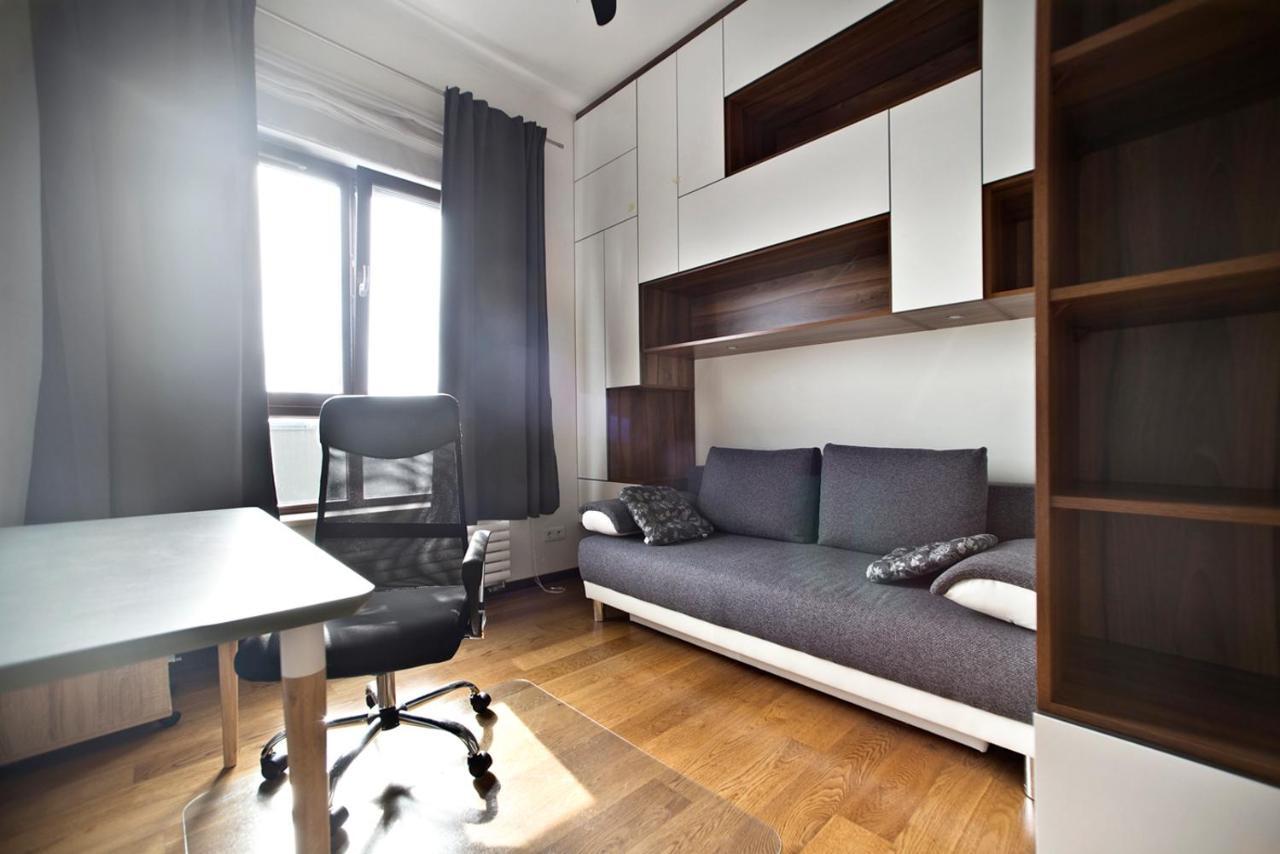 ורשה Jana Kazimierza 57 Serviced Apartments מראה חיצוני תמונה